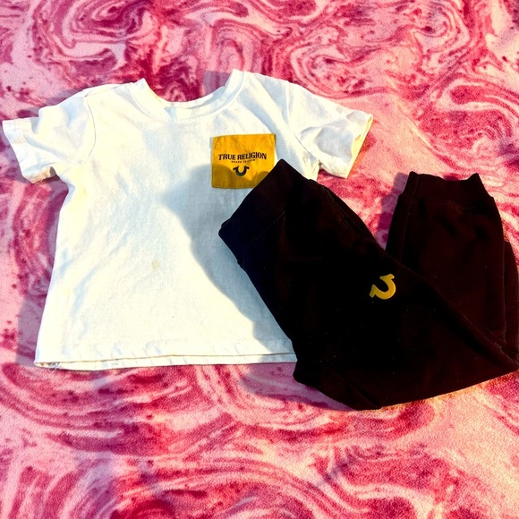 🪷True Religion White Tee and Black Joggers - Picture 1 of 3